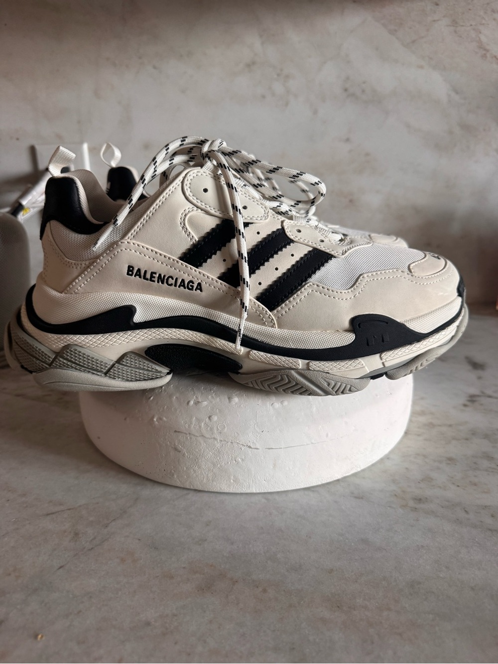 Balenciaga Men's Cream and Black Triple S-Style Chunky Sneaker
